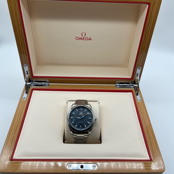 Omega Other - Omega Seamaster Aqua Terra Co-Axial Master Chronometer Watch